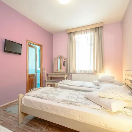 Mango Guest house Brasov